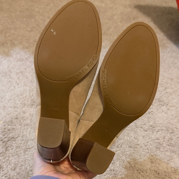 Michael Kors Tan Block Heel Boots size 7 - Picture 7 of 8